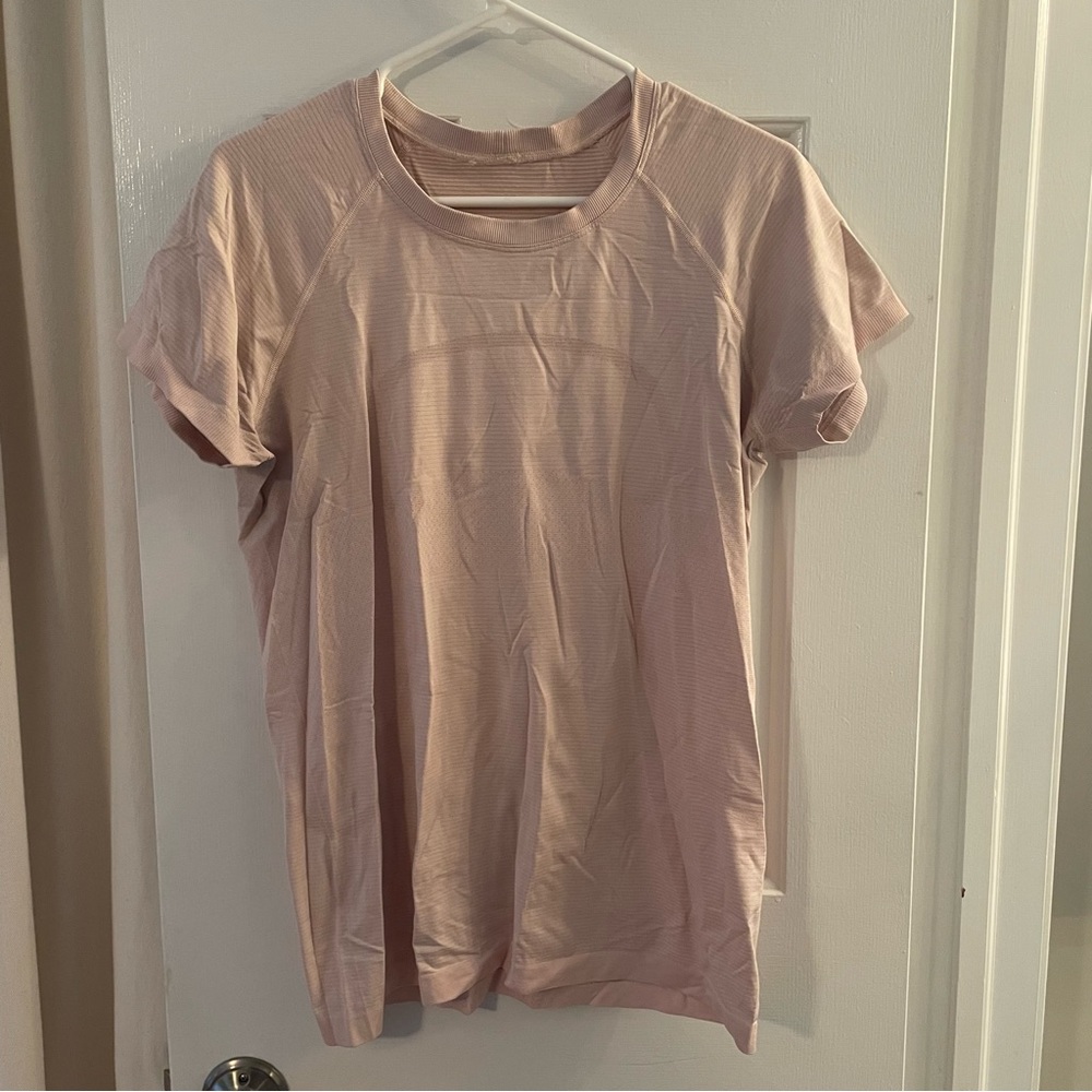 Lululemon swiftly tech top